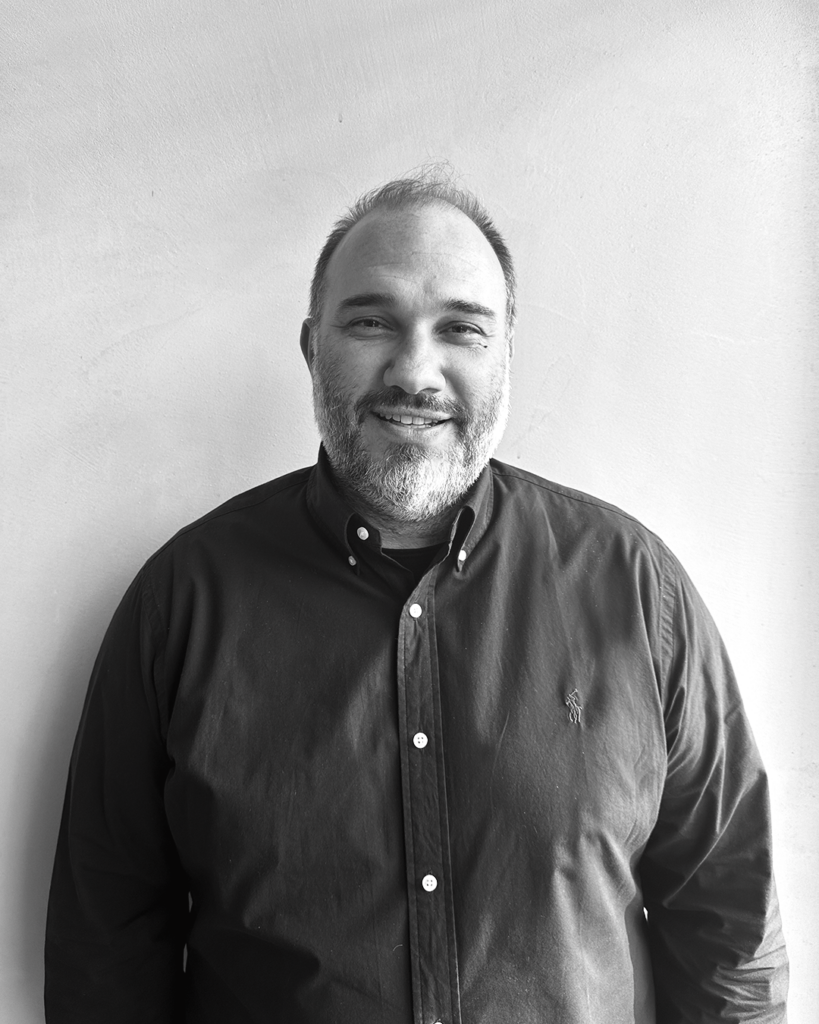 ΜΑΝΟΣ ΛΕΛΕΔΑΚΗΣ